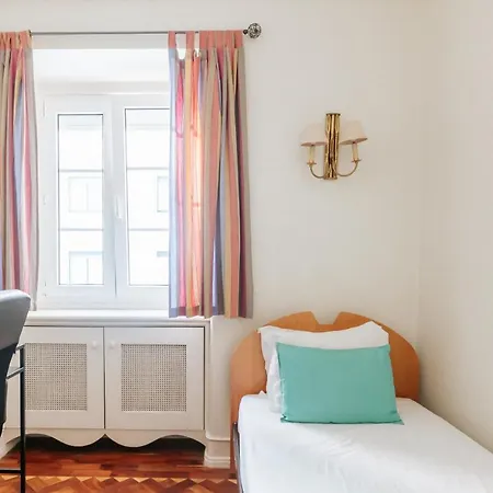 V Single Bed Av Da Republica Casa de hóspedes